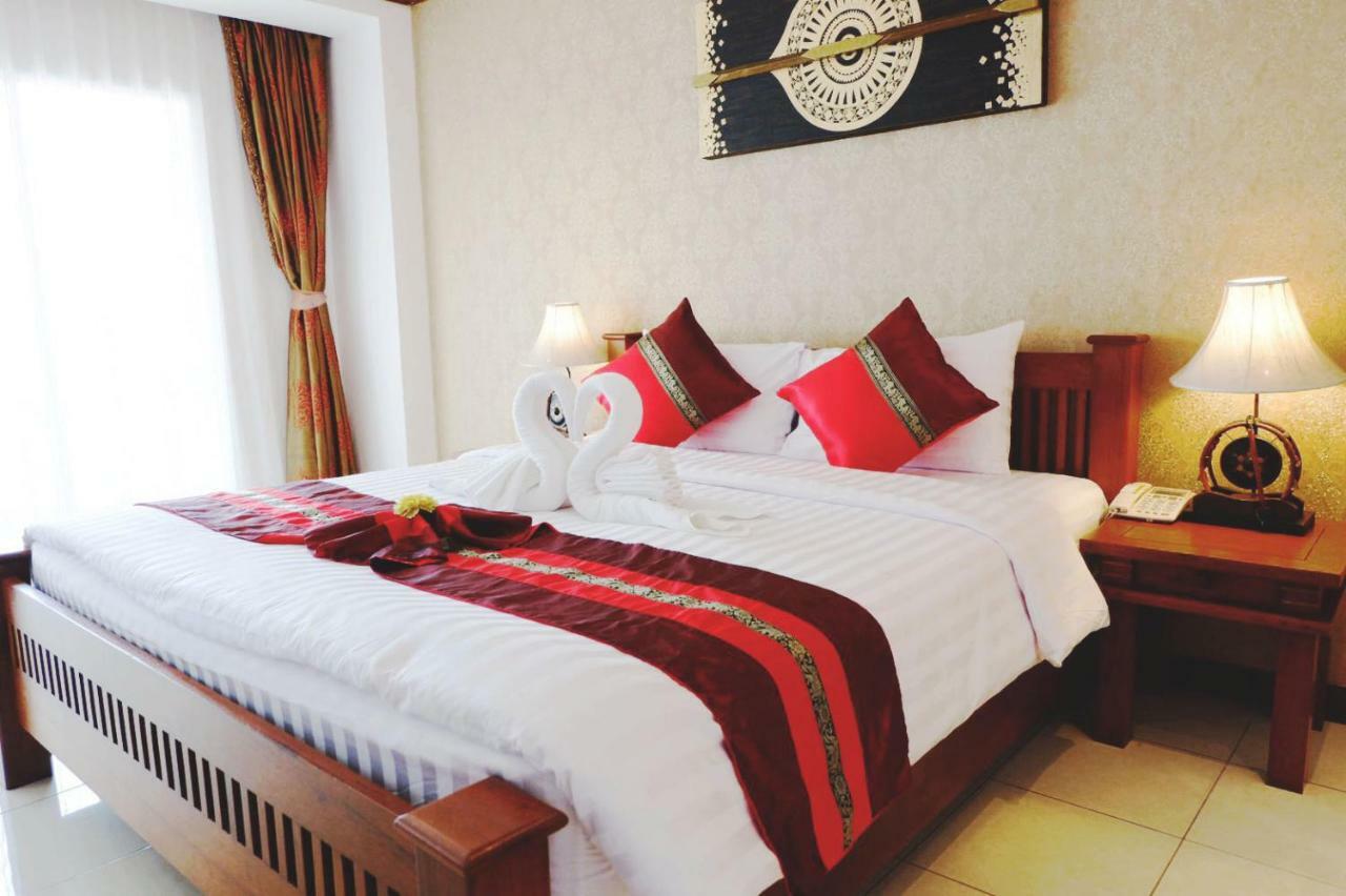 חוף ג'ומטיין Aiyaree Place Hotel Sha Plus מראה חיצוני תמונה